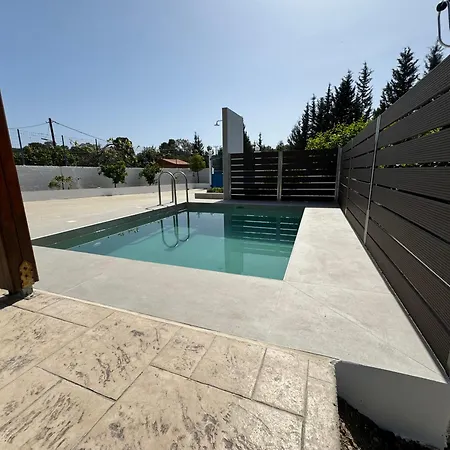 Aleyna House Area