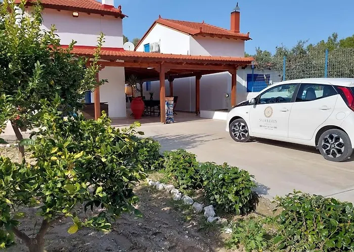 Aleyna House Area